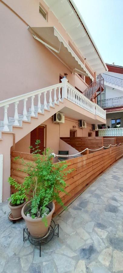 Jiovanni Apartment *