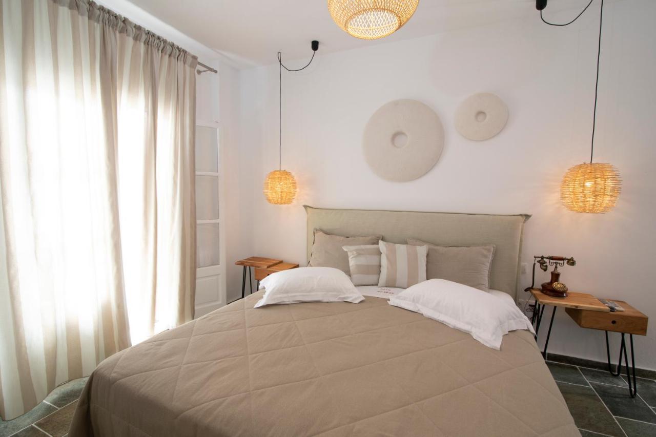 Nymfes Hotel 3*
