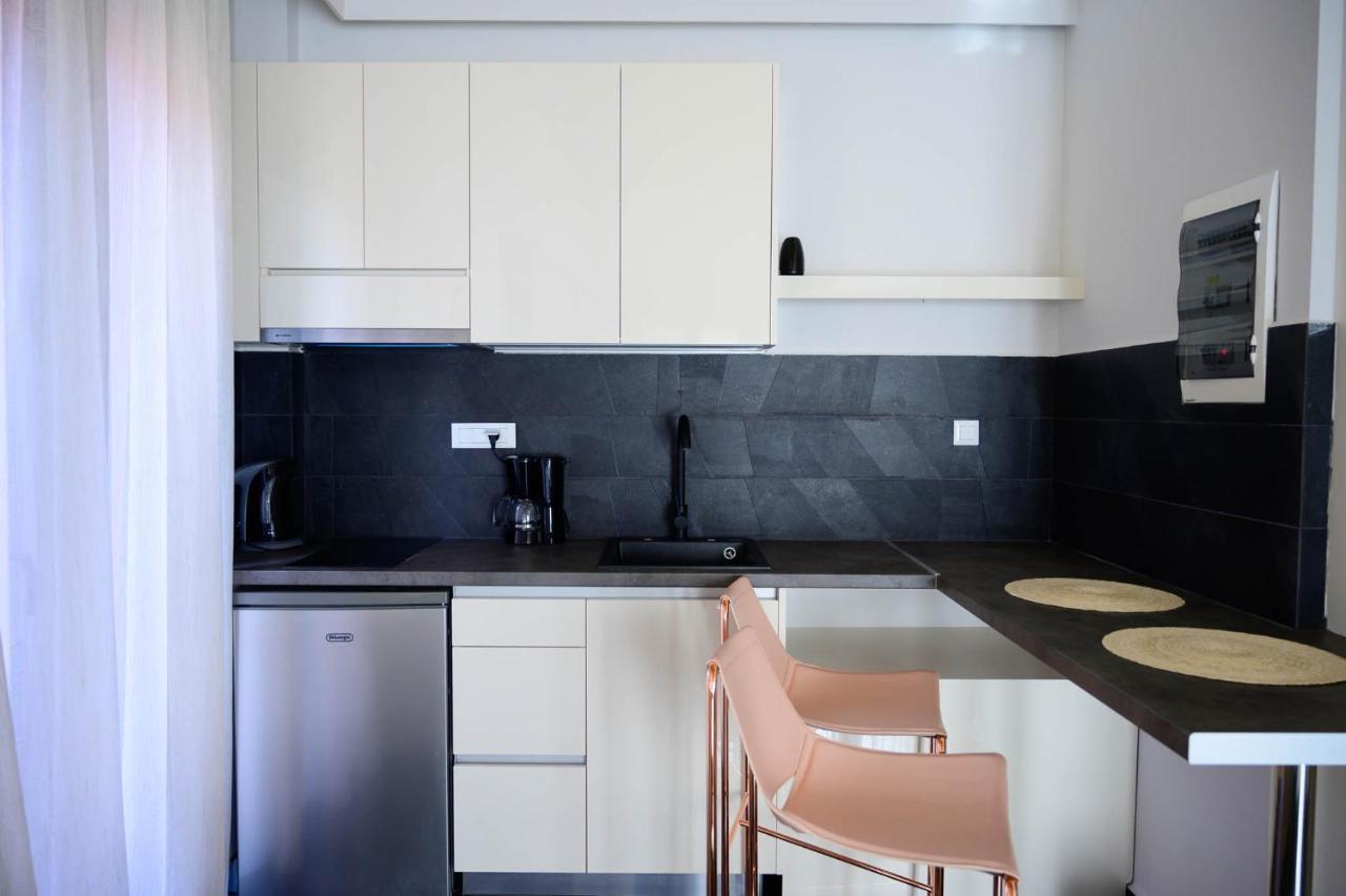 Luxury By Panagiota Aparthotel *