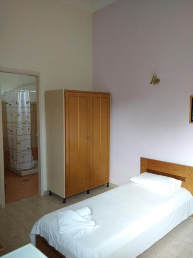 Hotel Ion Kamena Vourla
