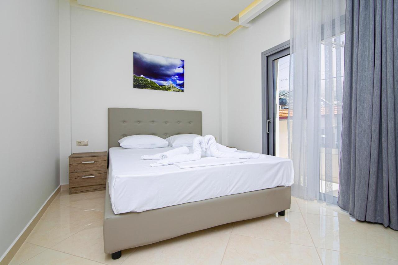 Amara Residences By Estia