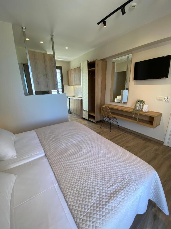 Roula Kotsonis Superior Aparthotel Argassi