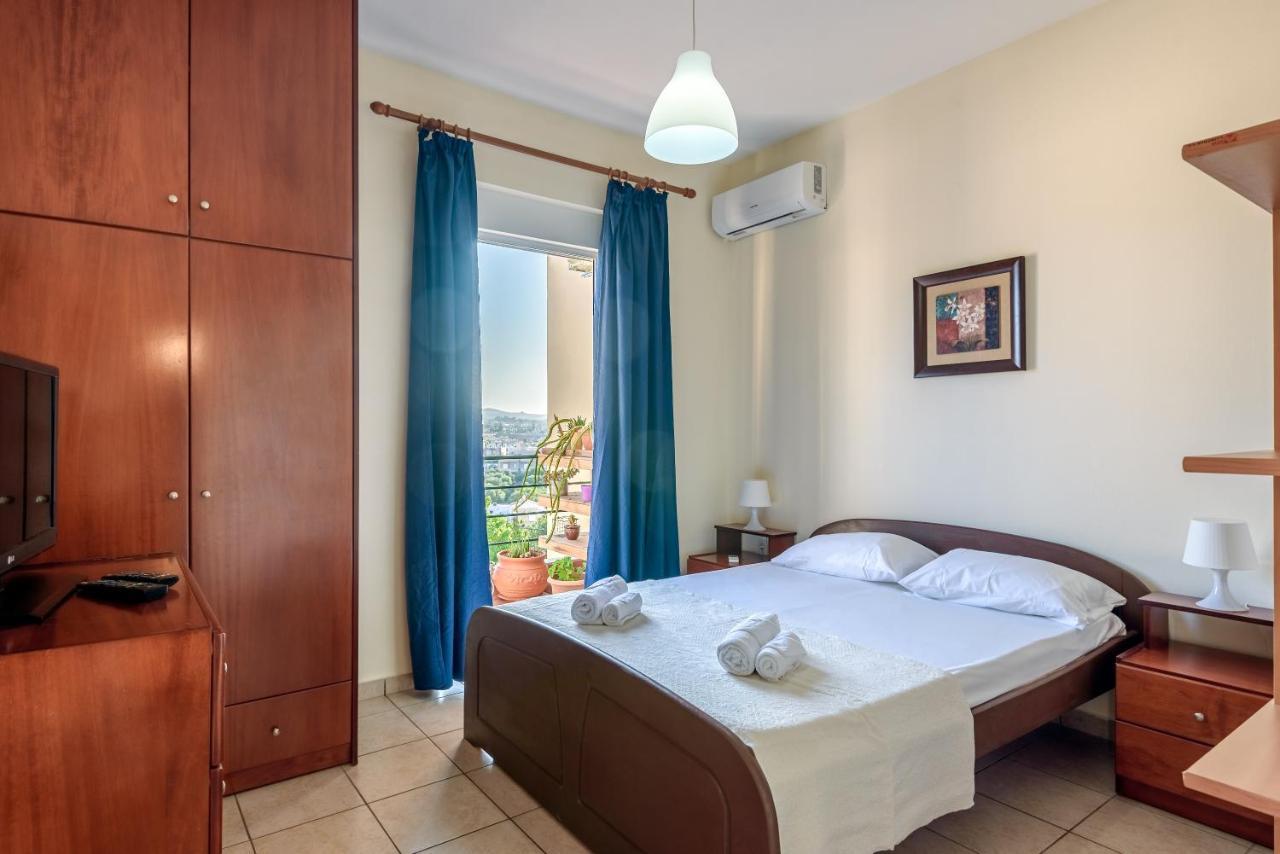 Golden Beach Hill Apartment Kato Daratso