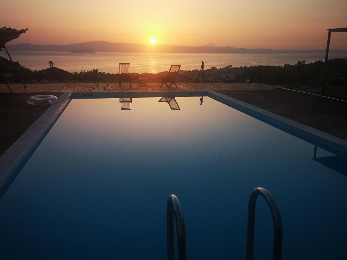 Villa Freebird Vip Bachelor Party & Wedding Events Pefkochori