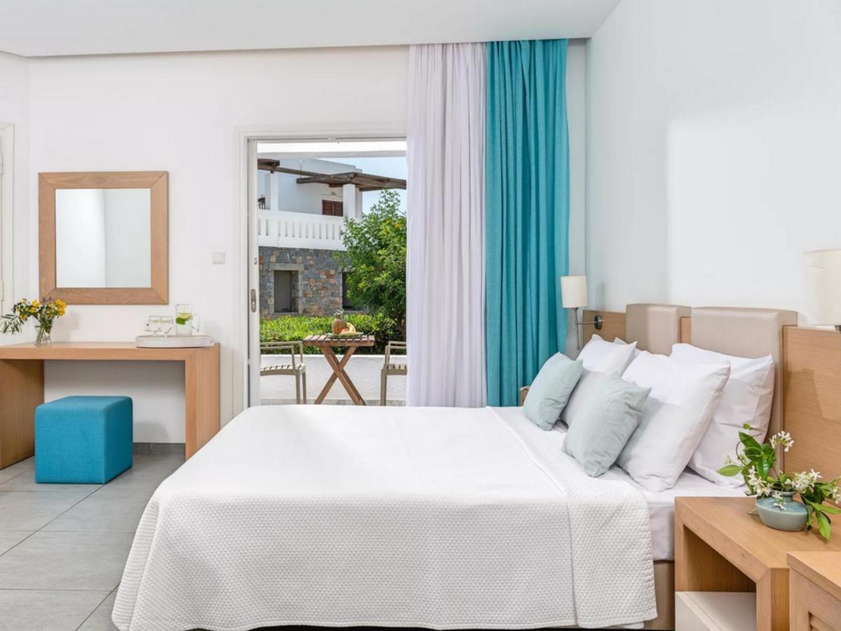 Hotel Maritimo Sissi (Crete)