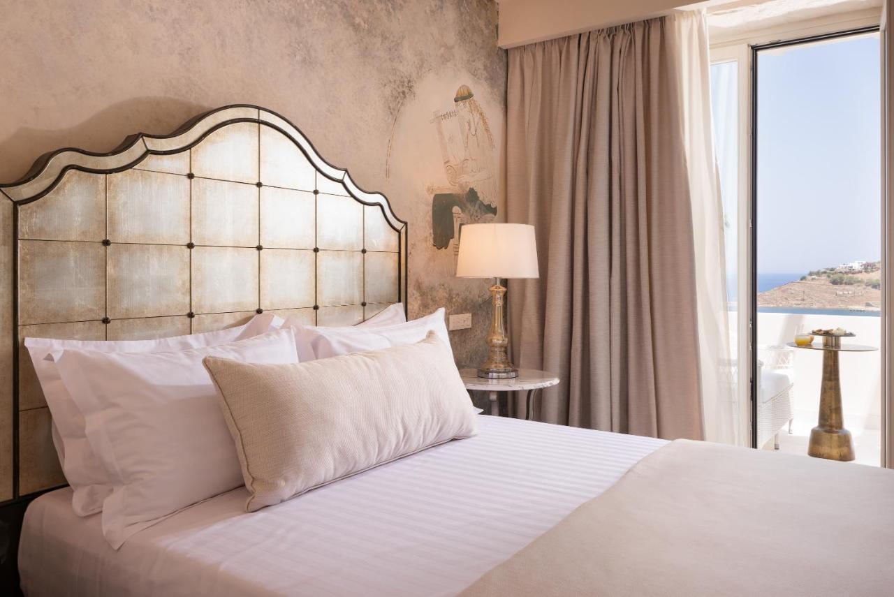Ydor & By Sandglass Hotel Vourkari