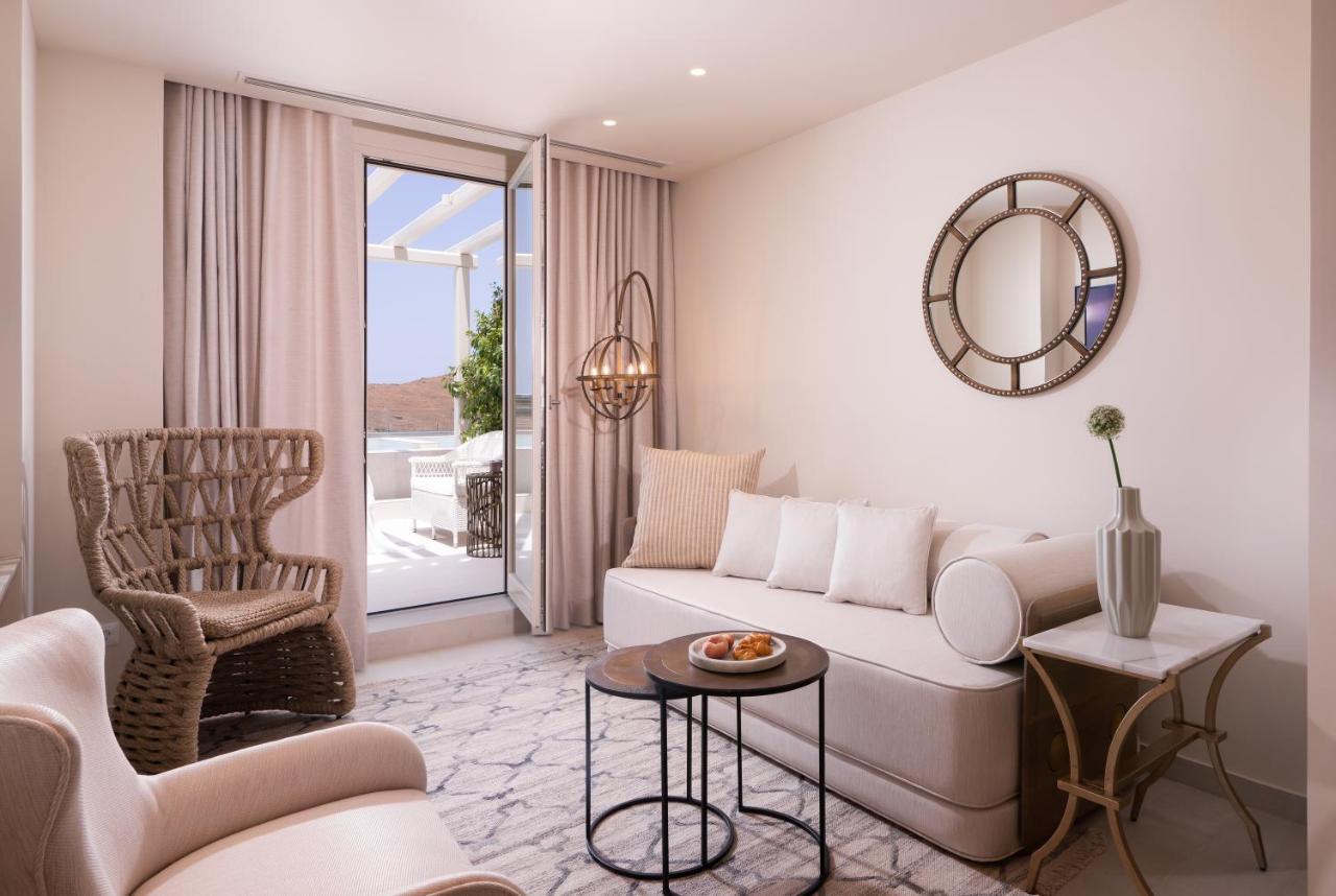 Ydor & By Sandglass Hotel 5*