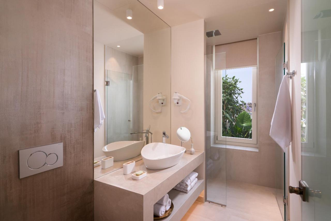Ydor & By Sandglass Hotel 5*