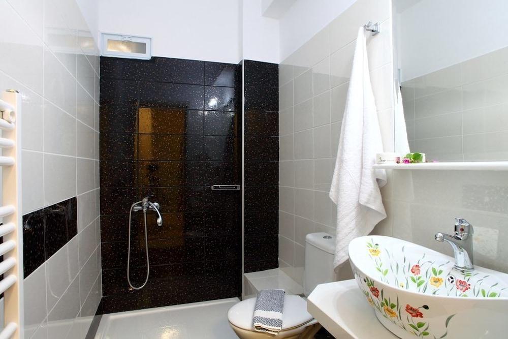 Niriides Aparthotel Lefkada City