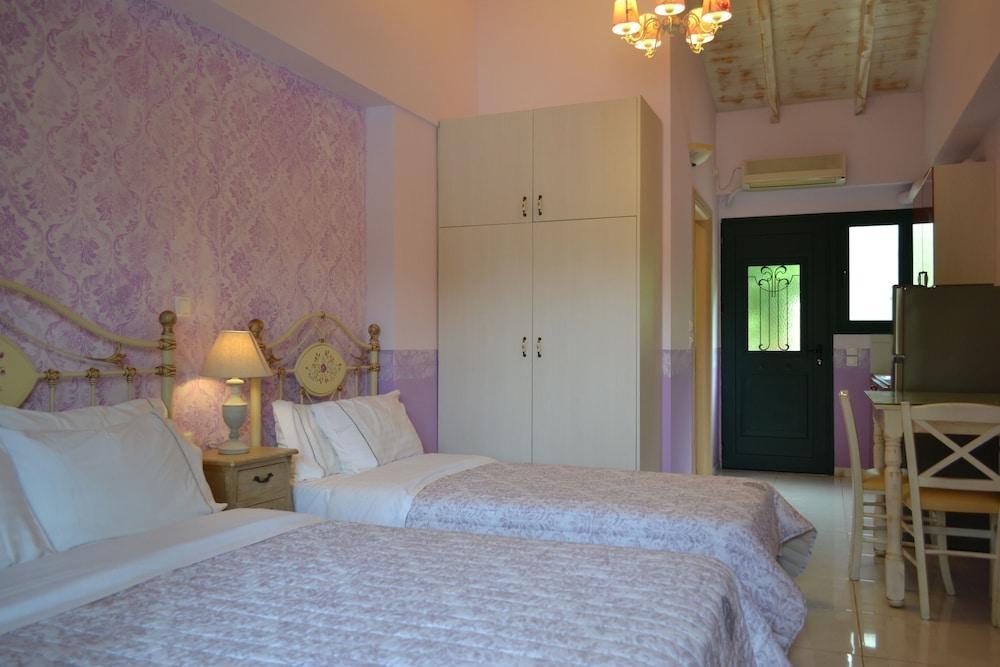 Villagio Aparthotel Lefkada City