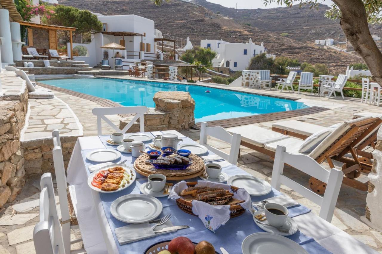 Anerousses Mykonian Traditional *