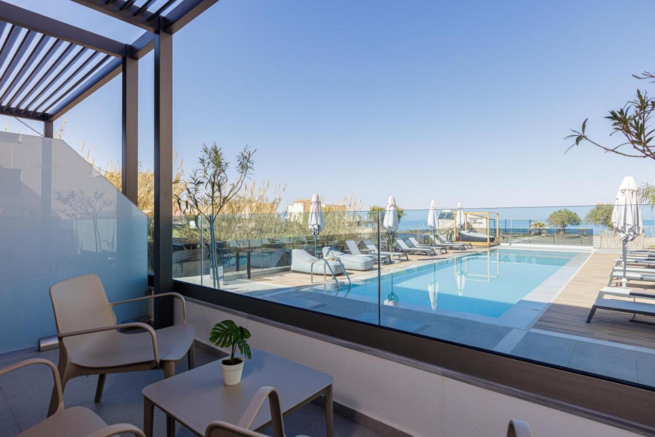 Eleven Boutique 4* Stavromenos