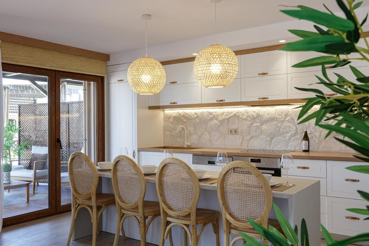 Villa Seashell -wonderful Newly Renovated On The