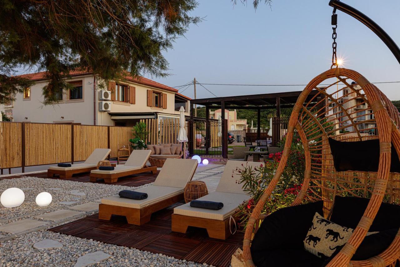 Villa Seashell -wonderful Newly Renovated On The Galatas (Chania)