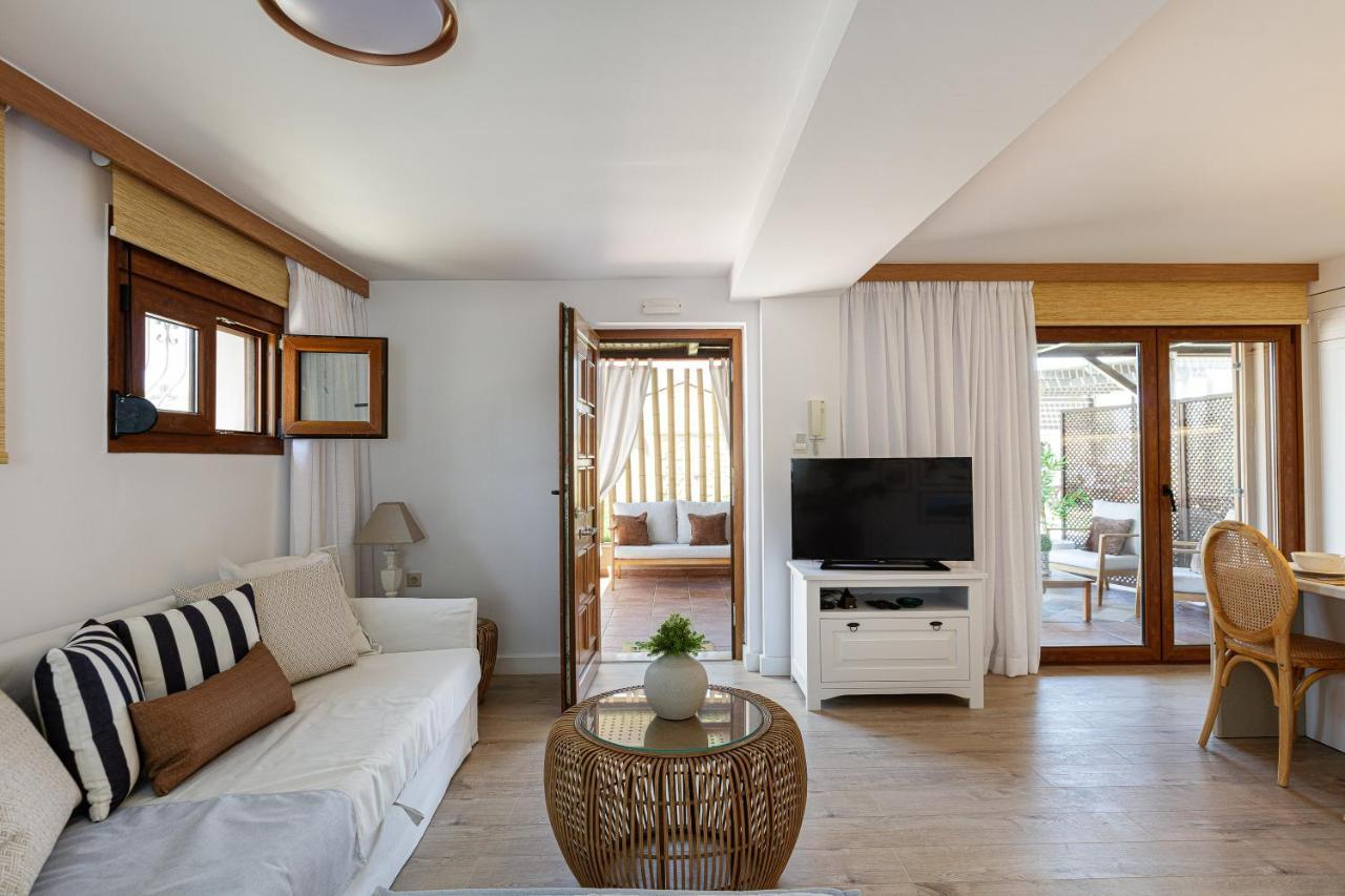 Seashell -wonderful Newly Renovated On The *