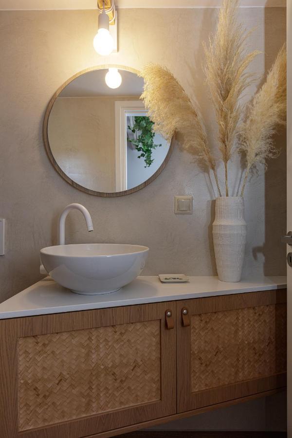 Seashell -wonderful Newly Renovated On The *