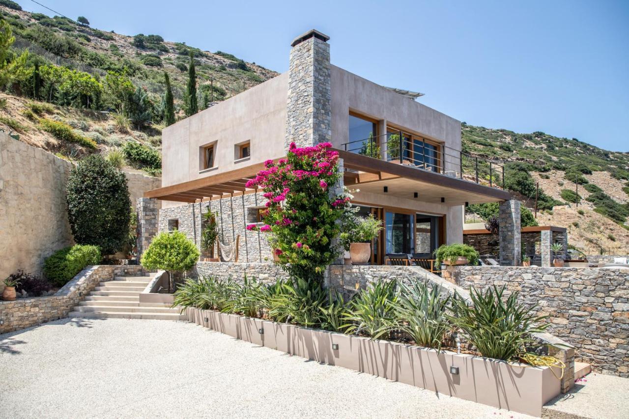 Octo Villa Palaiokastro (Crete)