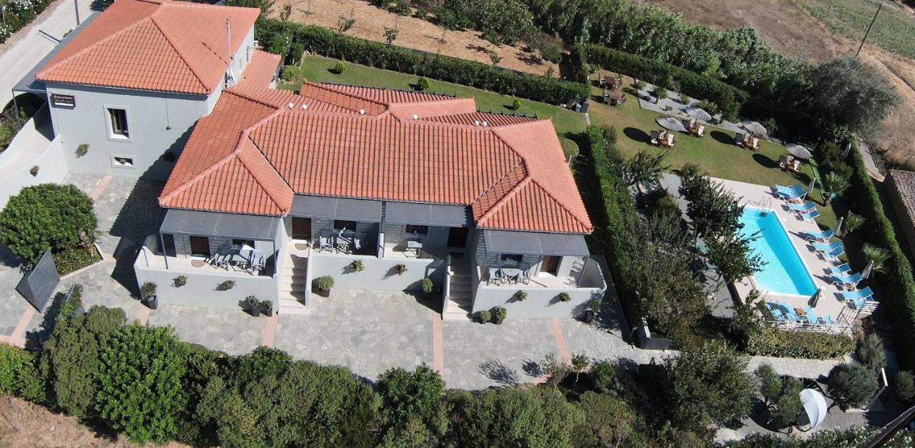 Caviro Apartment Moudhros