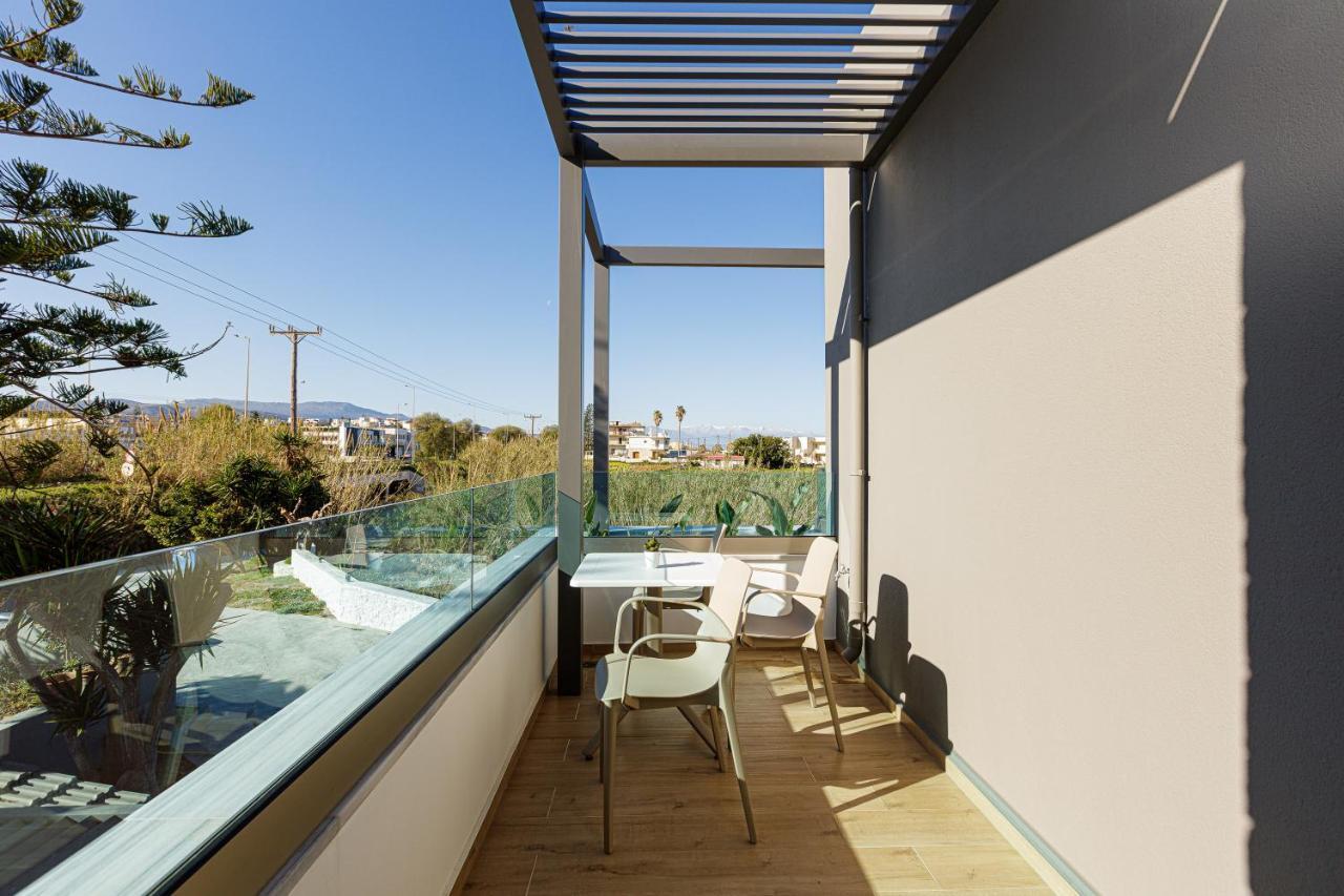Eleven Boutique 4* Stavromenos