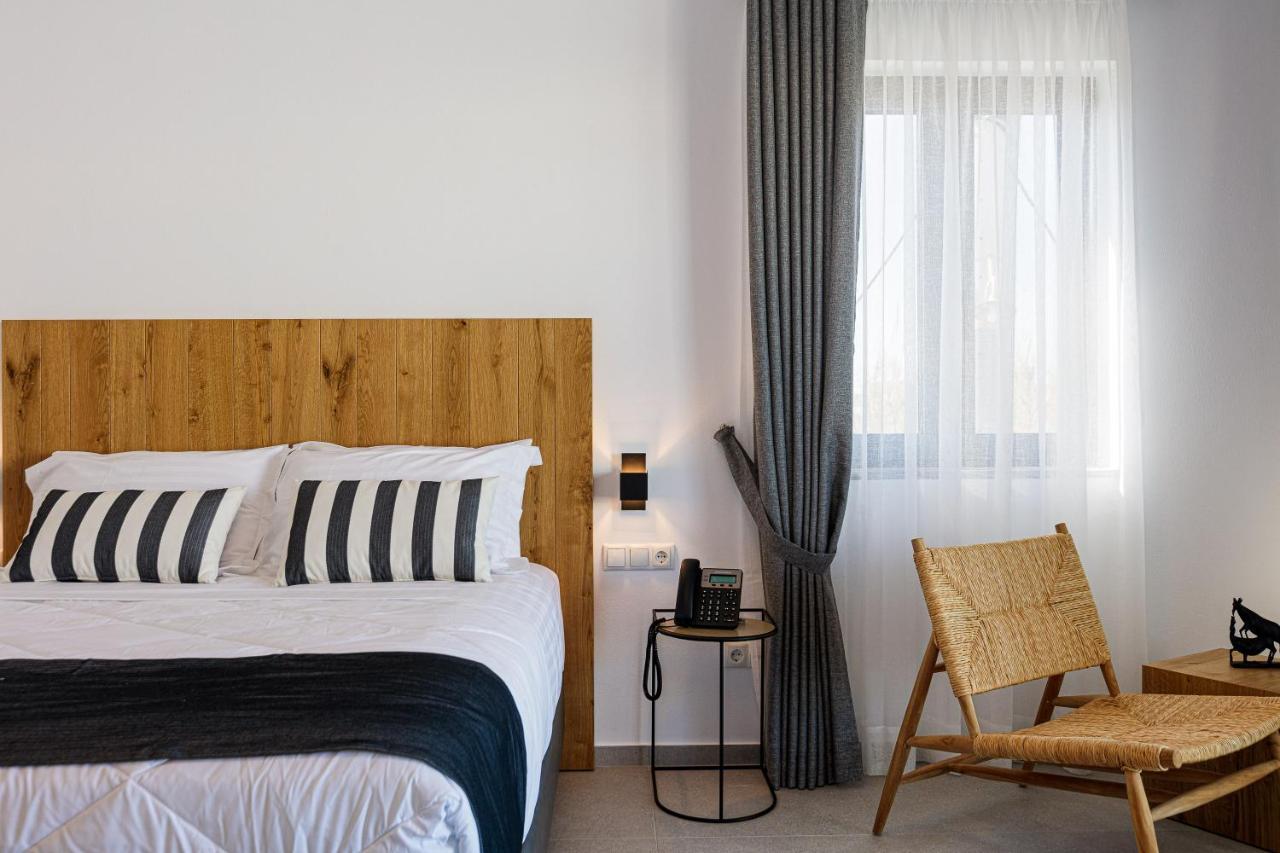 Eleven Boutique Stavromenos