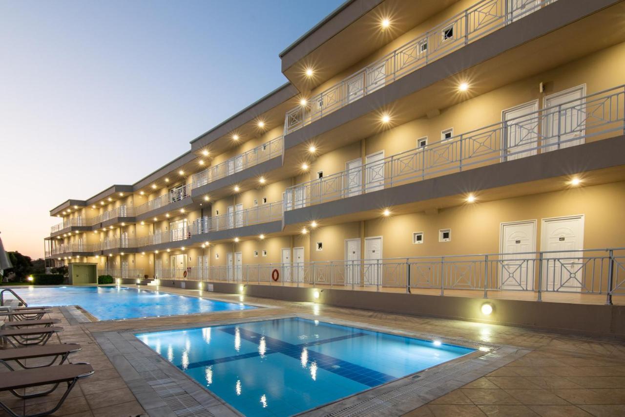 Hotel Chrissy's Paradise Agia Pelagia (Crete)