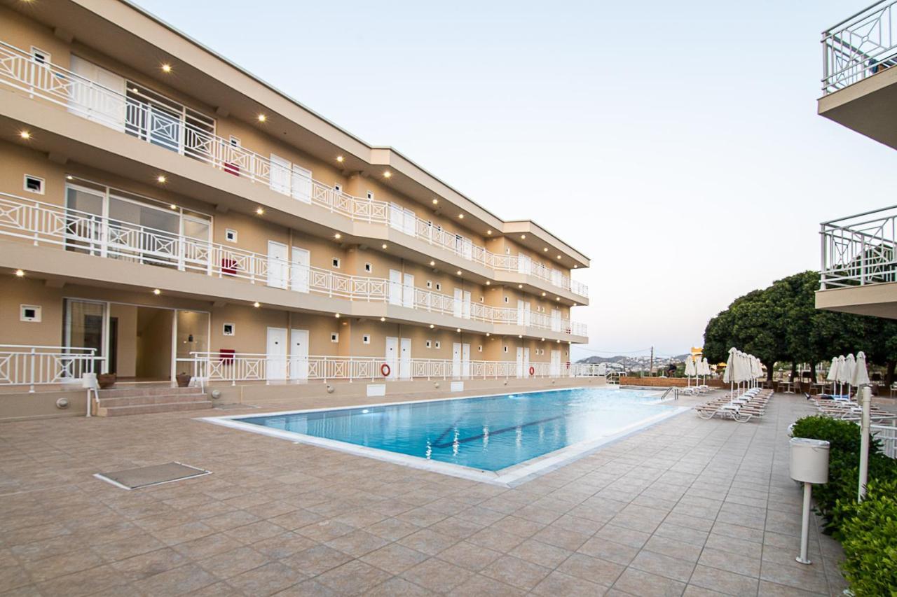 Hotel Chrissy's Paradise Agia Pelagia (Crete)