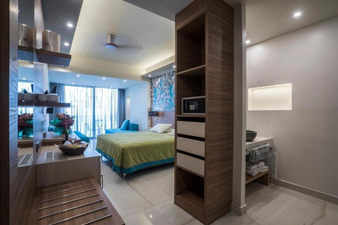 Resort Atrion Agia Marina (Crete)