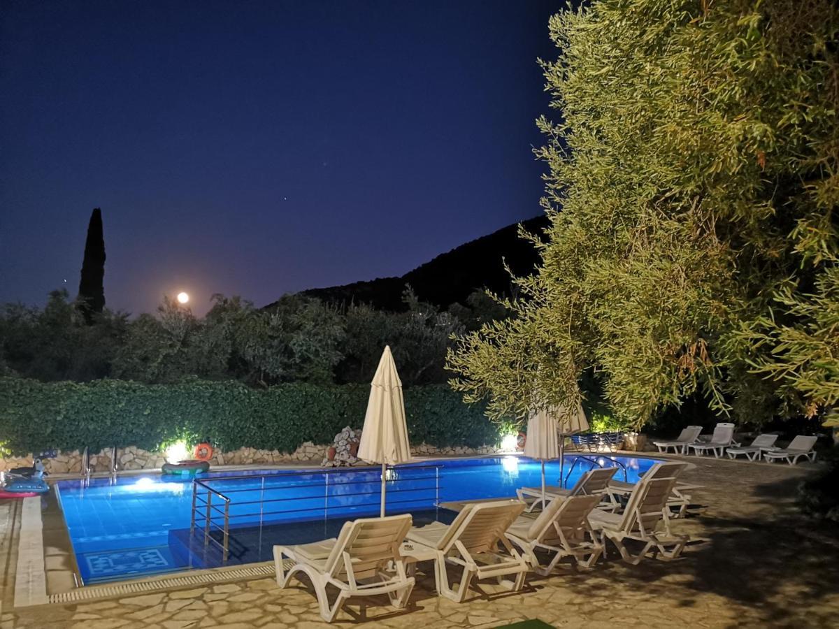 Kyprianos Aparthotel 3*