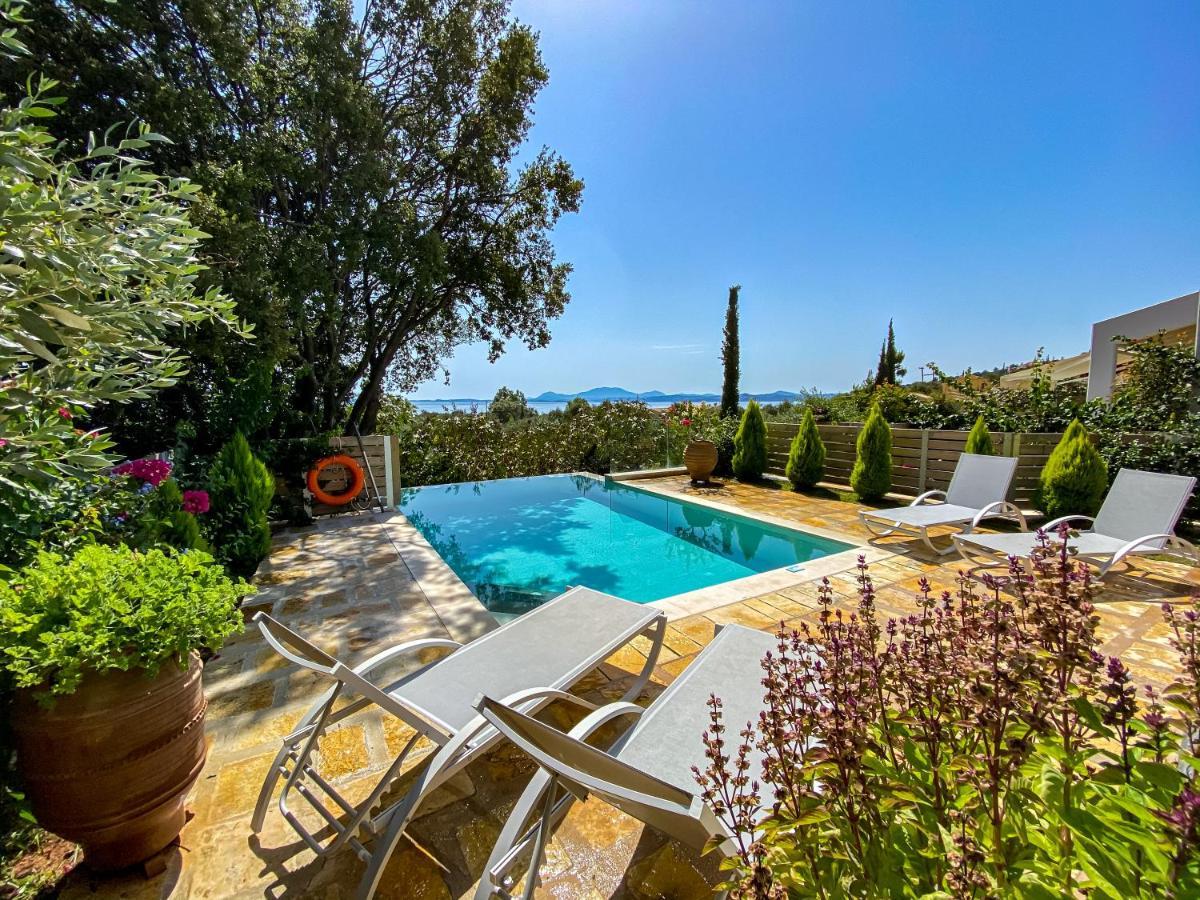 La Riviera Seaside & 4* Barbati