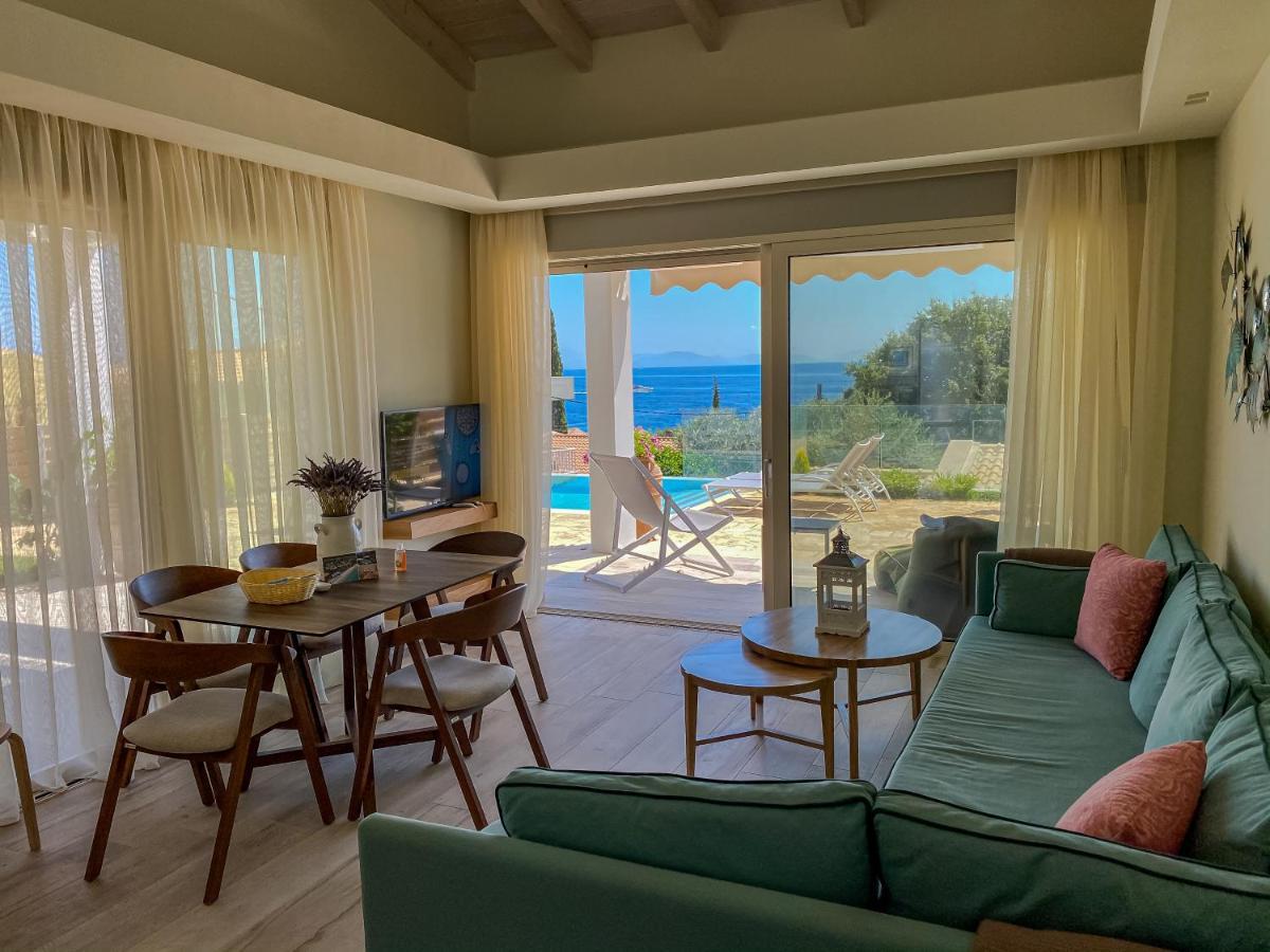 La Riviera Seaside &