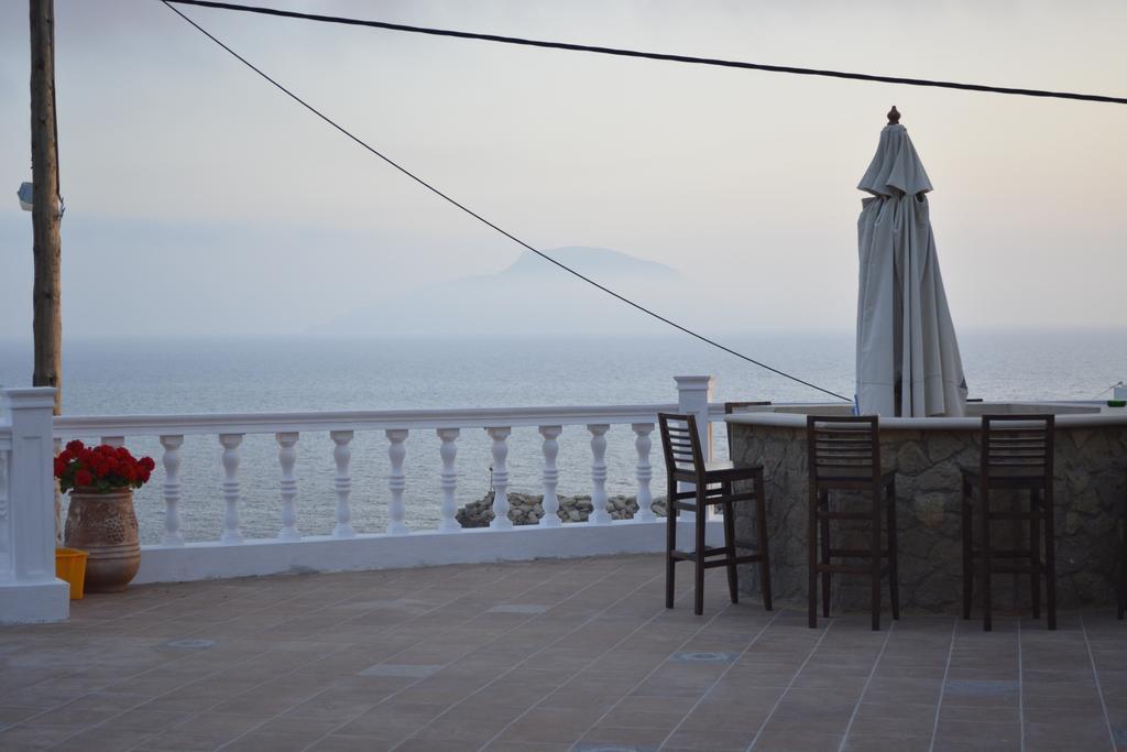 View Aparthotel Foinikion
