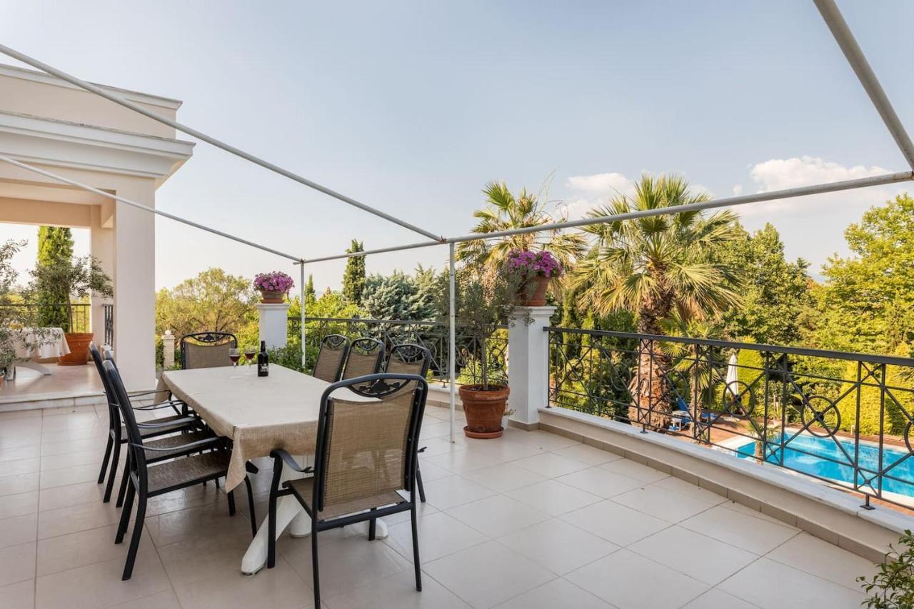 Villa Elena Peraia (Thessaloniki)