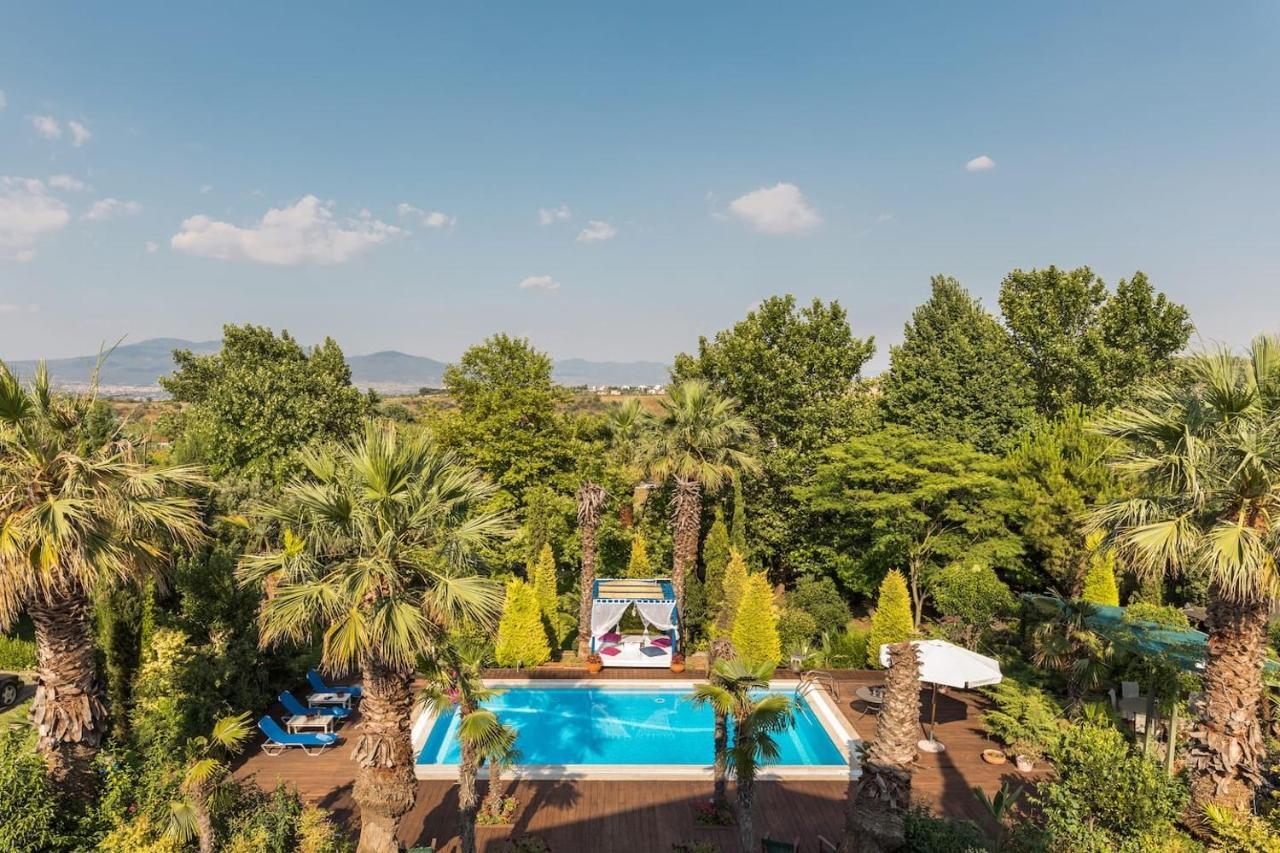Villa Elena Peraia (Thessaloniki)