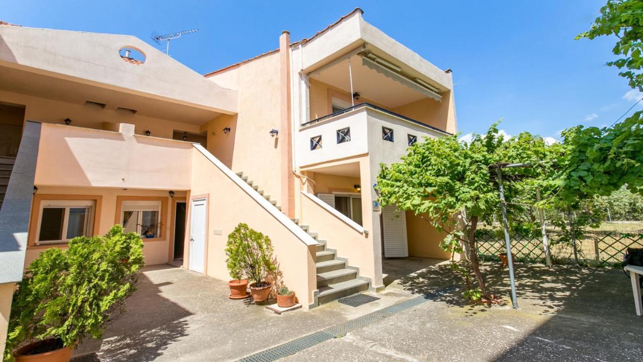 Amversa's House *