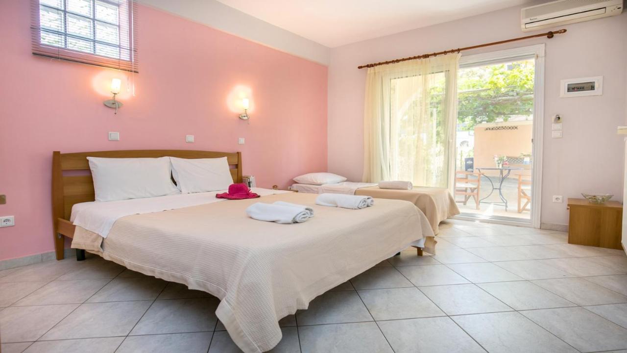 Aparthotel Amversa's House