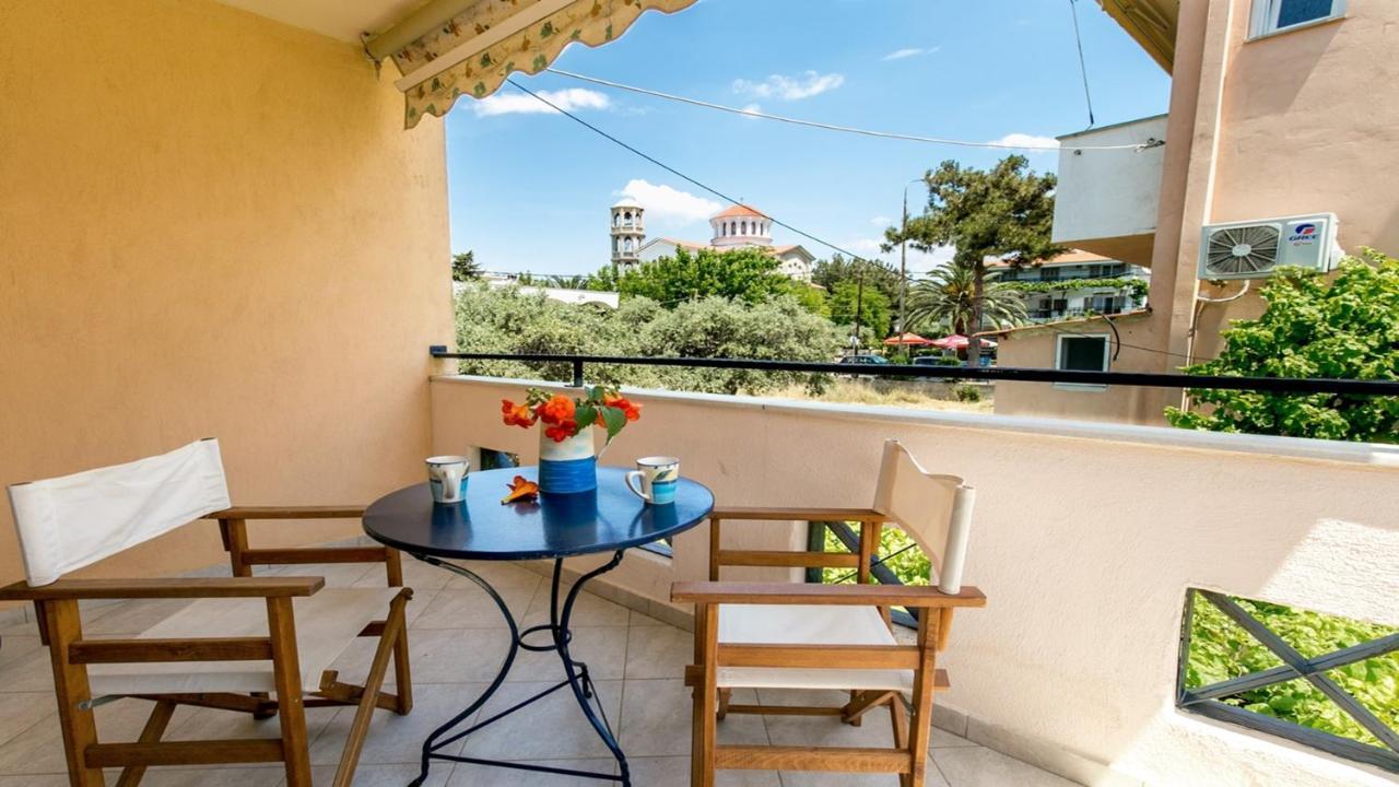 Aparthotel Amversa's House