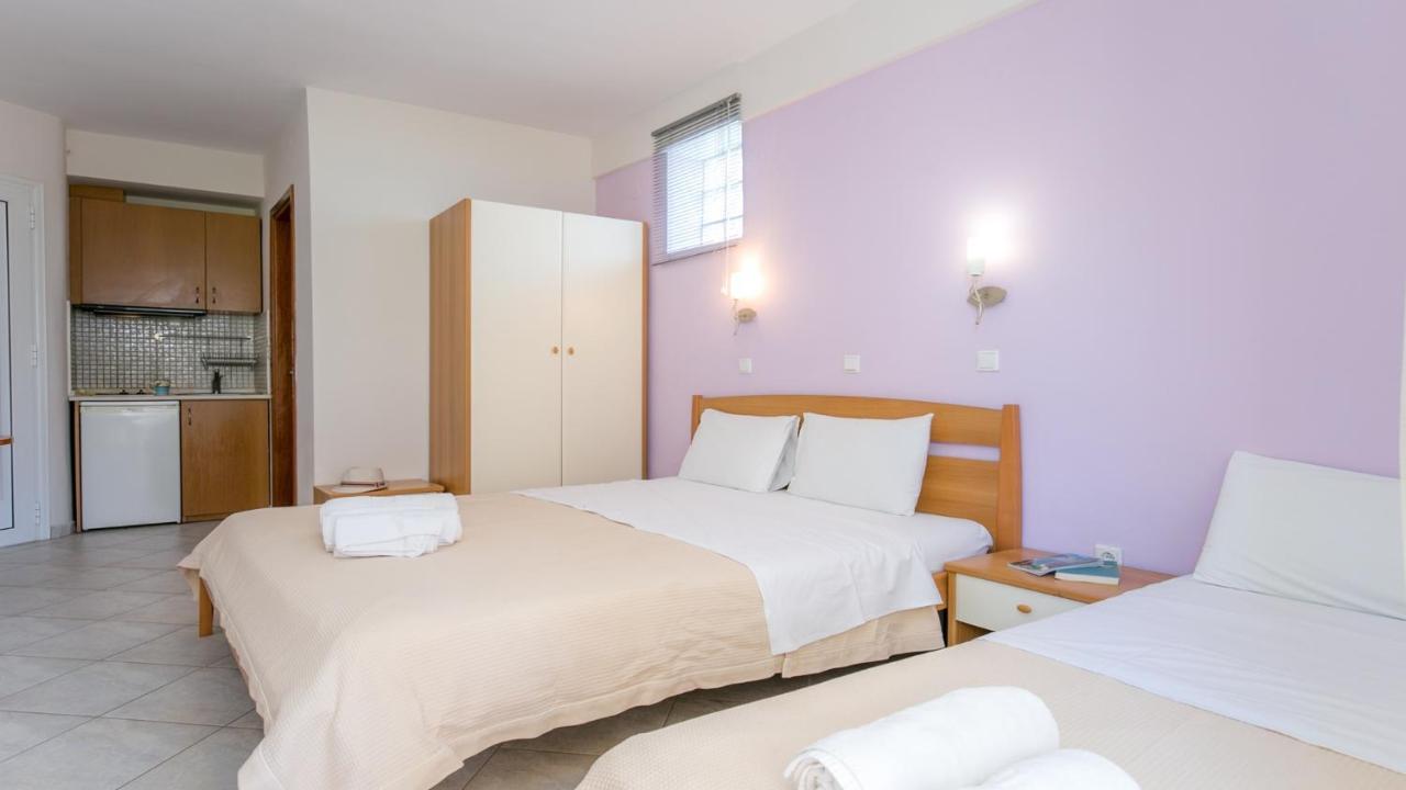 Amversa's House Aparthotel Potos