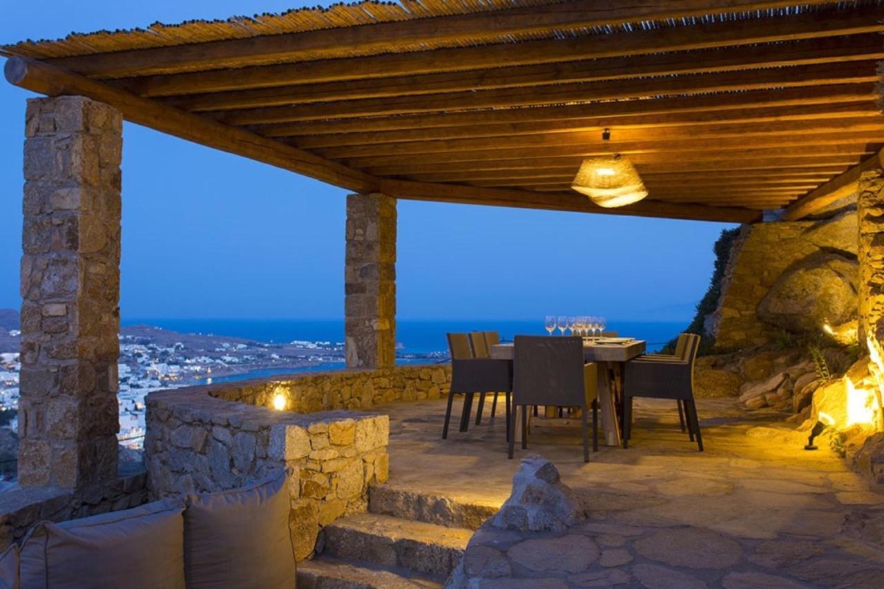 Villa Azurite With Heated Pool By Diles *
