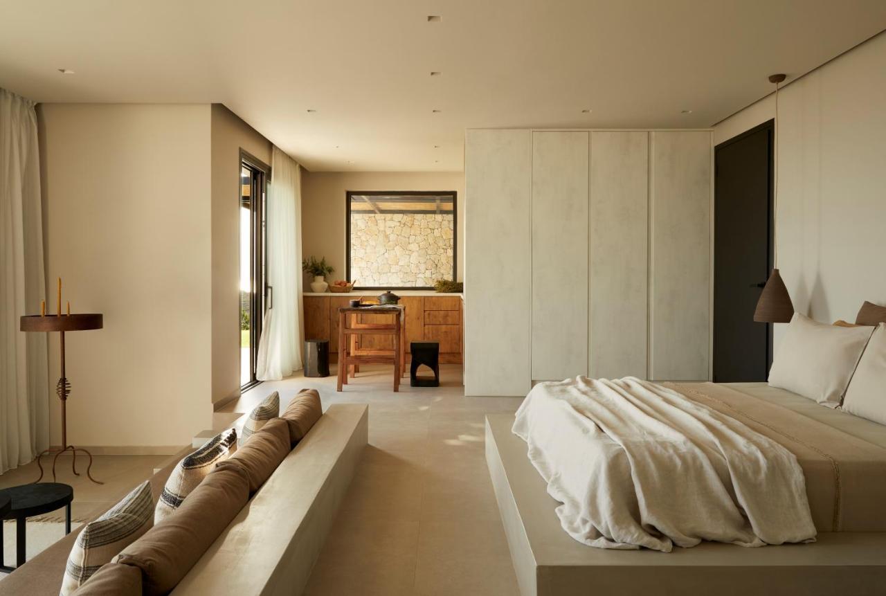 Dione Kefalonian Chic Villa *