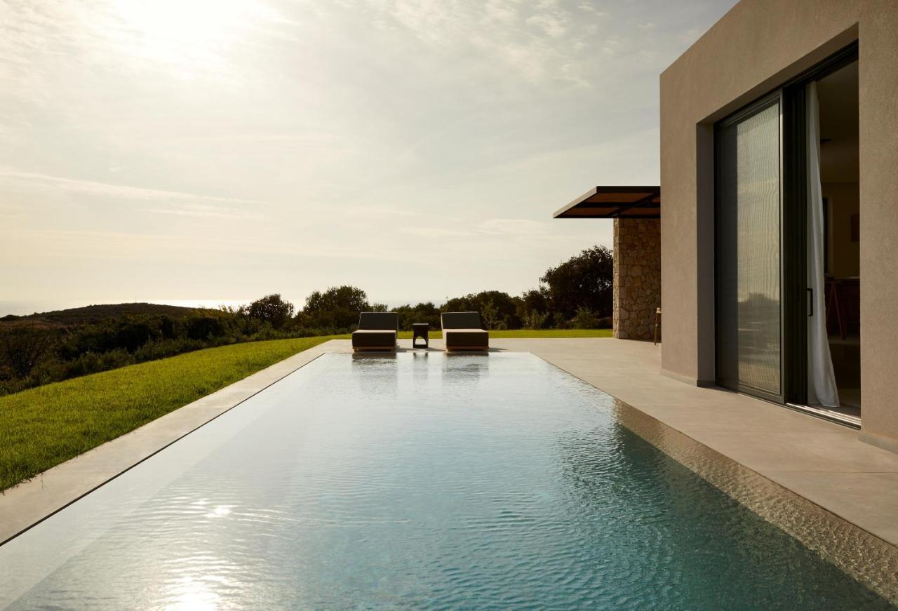 Dione Kefalonian Chic Villa *