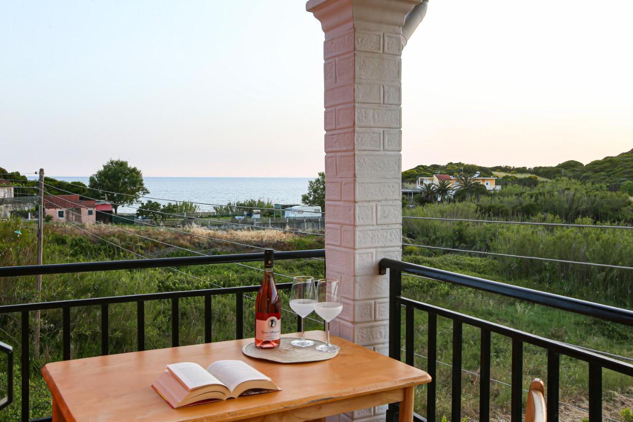 Teta's House Sea View *