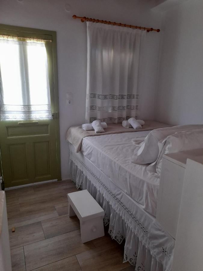 Milos By The Sea - Eco House Holiday home *