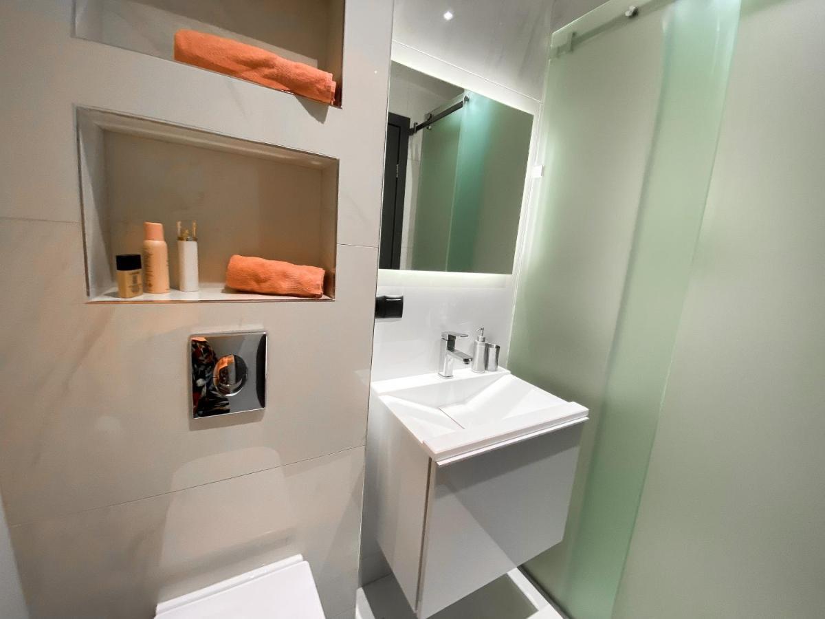 New Modern Deluxe In Kallithea Apartment