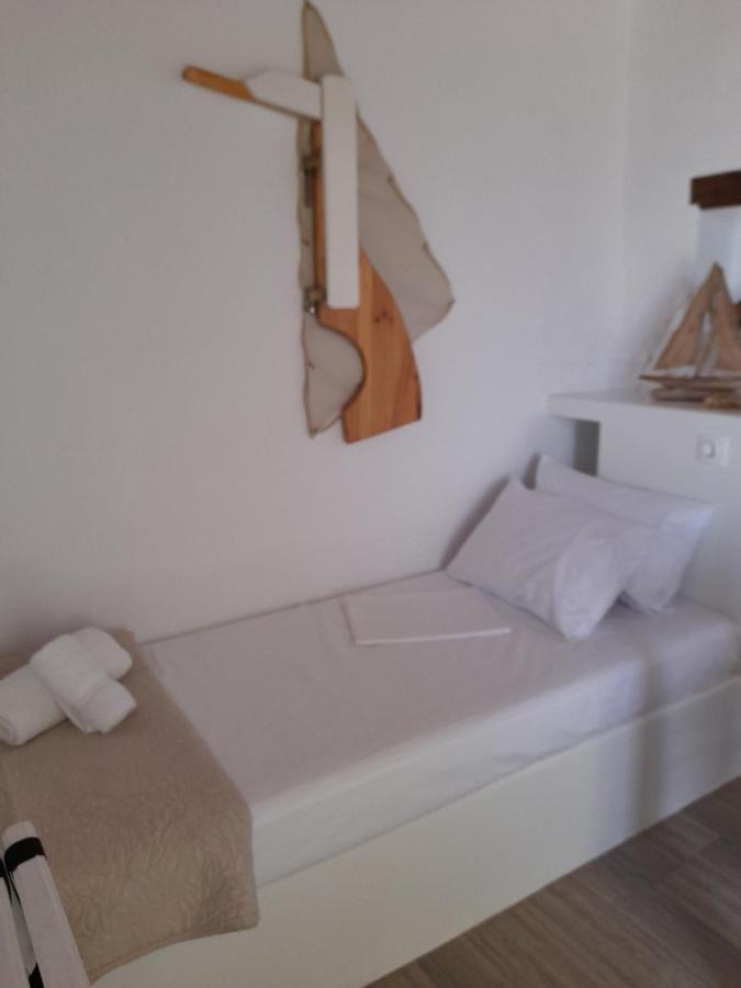 Milos By The Sea - Eco House Plaka (Milos)