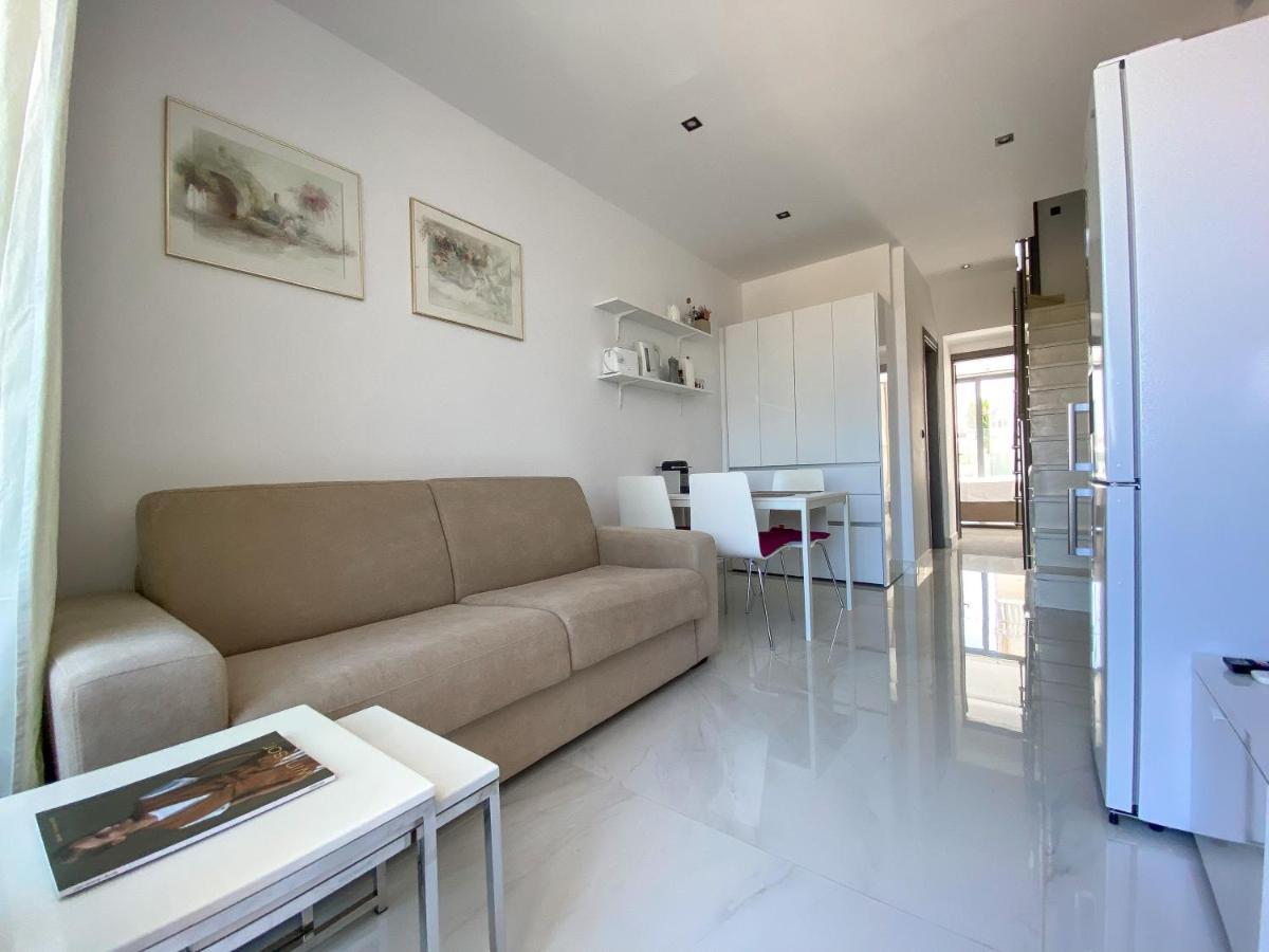 New Modern Deluxe In Kallithea *