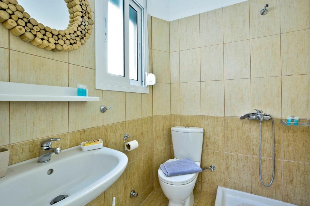 Renata Gold Villa