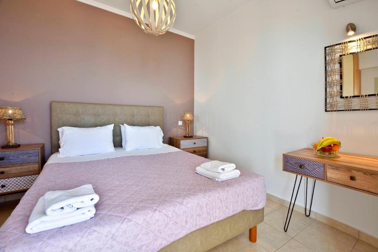 Renata Gold Villa *