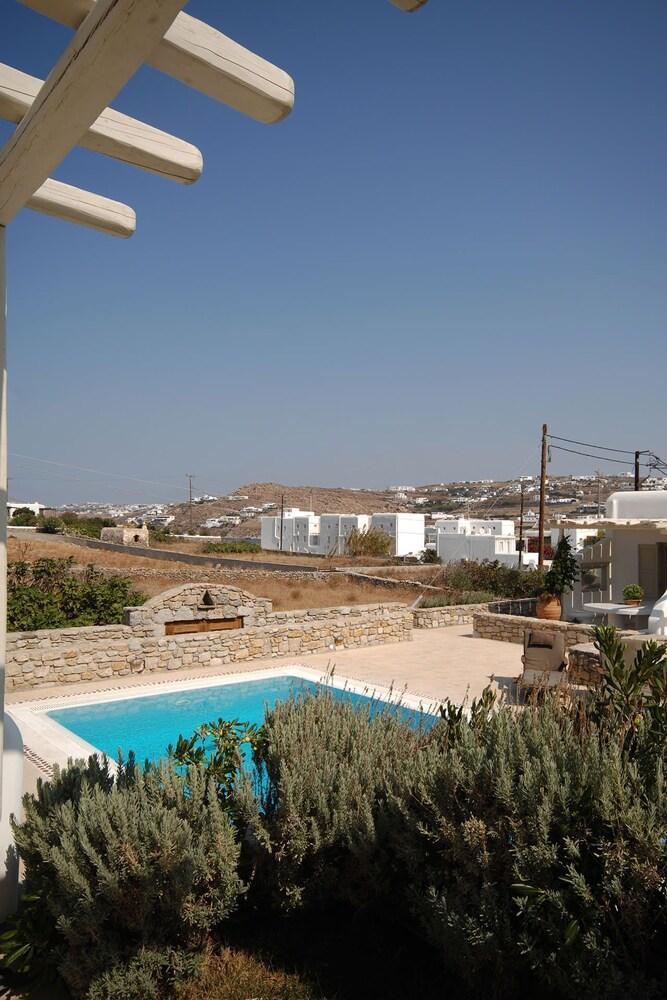Holiday home Marvi House