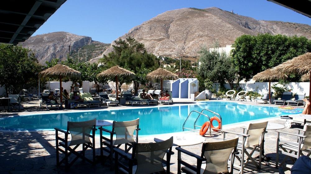 Alia Kamari (Santorini)