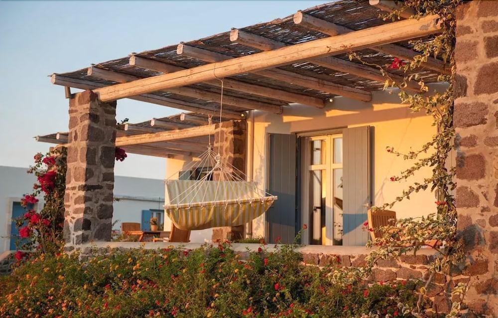 Kimolia Gi Aparthotel